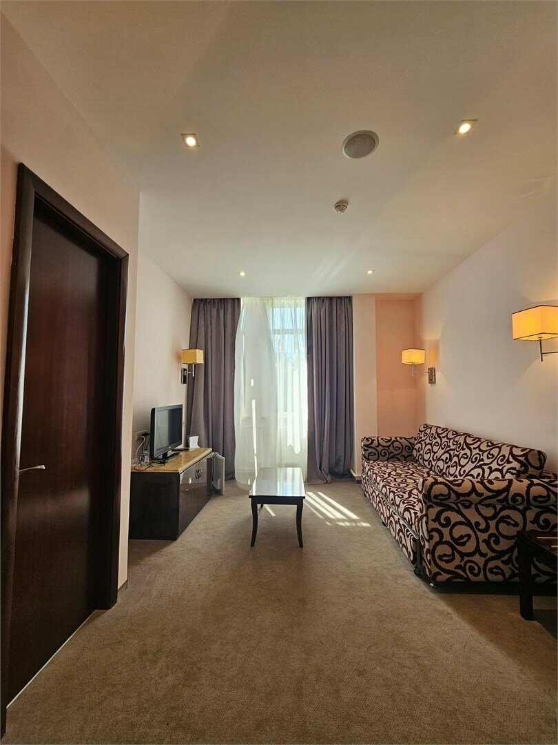 Гостиница Форест Малоярославец