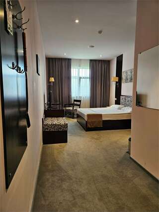 Гостиница Форест Малоярославец Стандарт (двуспальная кровать)-3